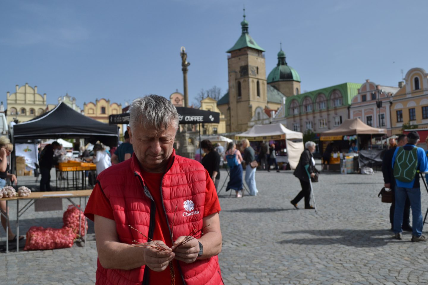 Velikonoční jarmark s Oblastní charitou