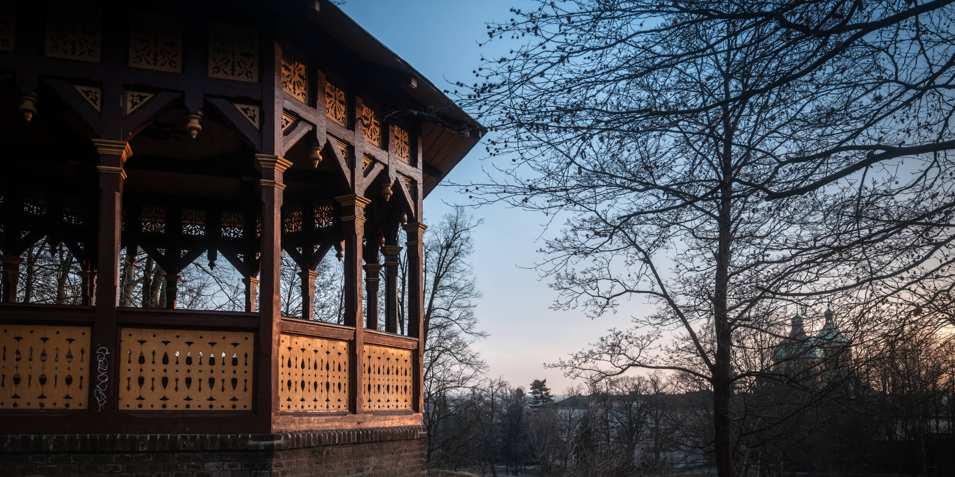 Secesní dřevěný altán