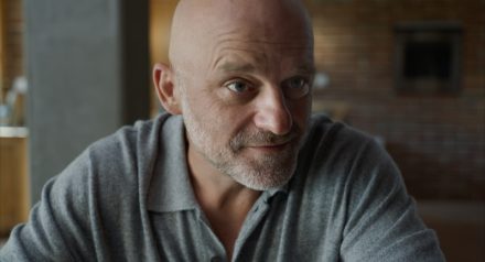 Hynek Čermák v erotickém dramatu Hranice lásky