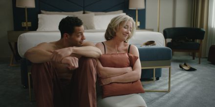 Filmové OKO uvádí erotickou komedii Hodně štěstí, pane Veliký s Emmou Thompson v hlavní roli